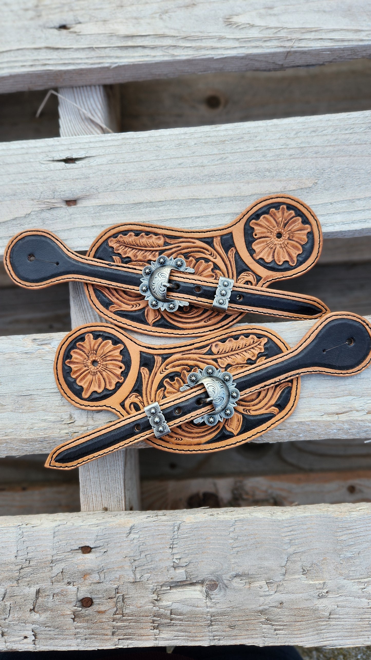 Spur Straps