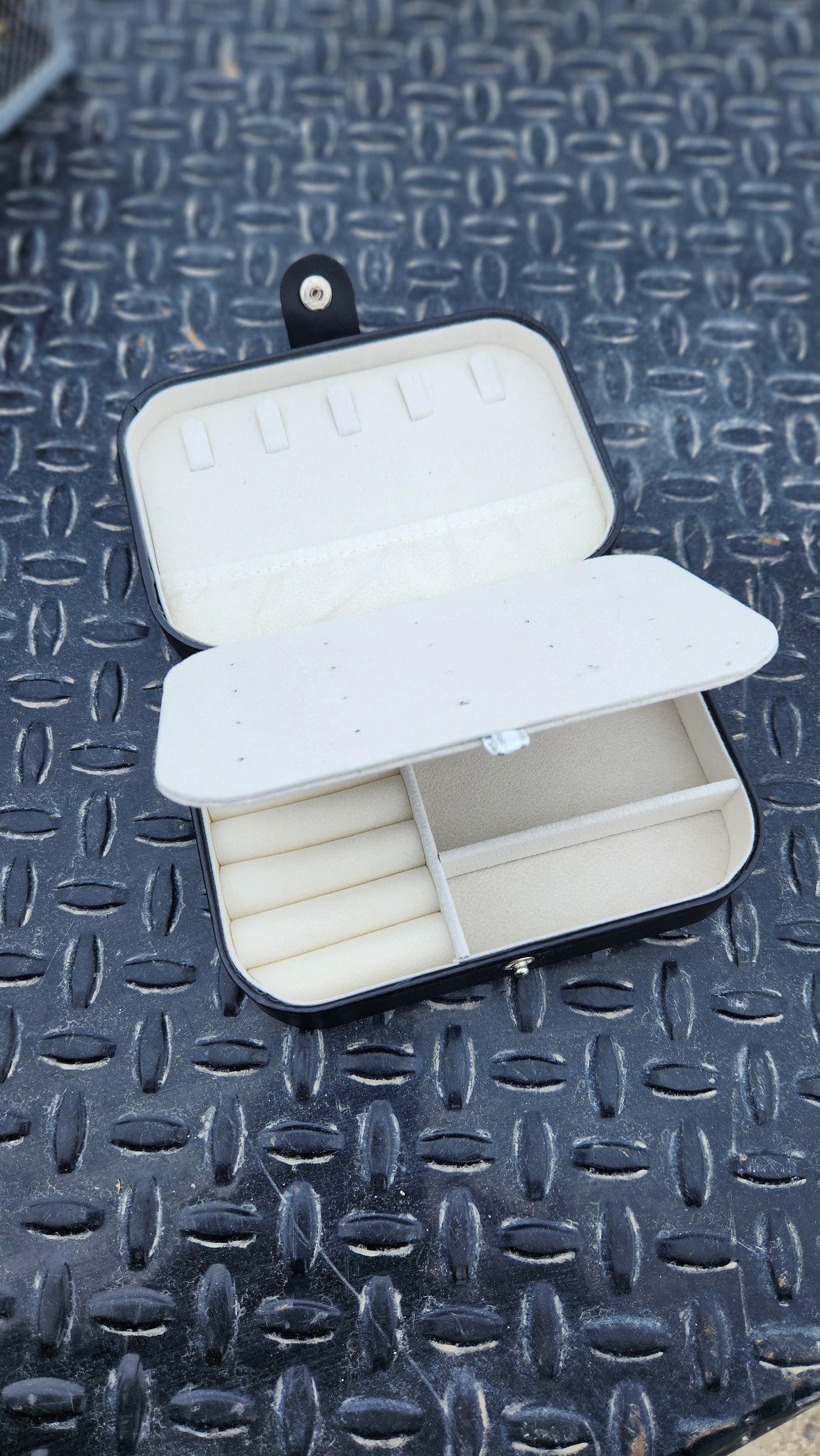 Skull and Flowers Travel Size Jewelry Case