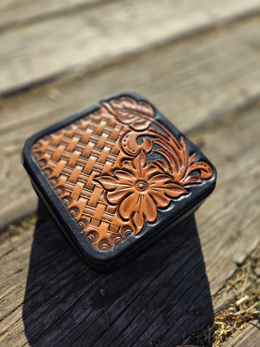 Floral & Basket Weave Jewelry Case