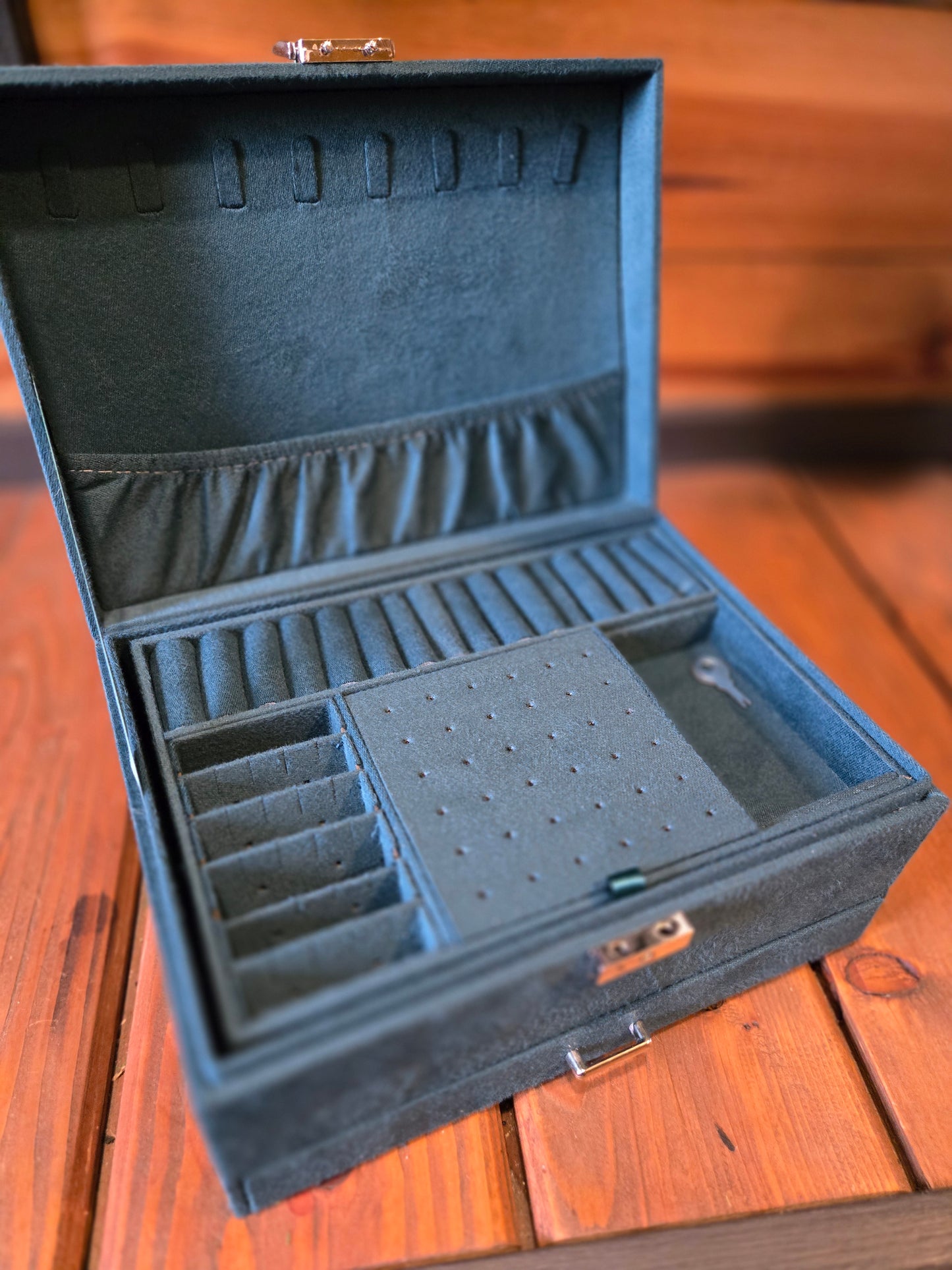 Dark Green Tooled Leather Jewelry Box