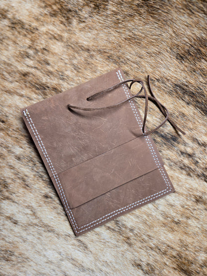 Arrowhead Basket Stamp Saddle Phone Case